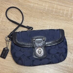 Vintage Coach Navy and Black Wristlet Clutch